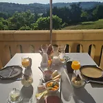 Bed & Breakfast La Maison Thimadaise