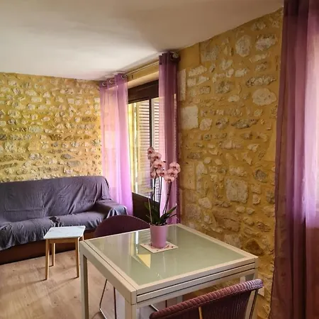 Alojamento de Acomodação e Pequeno-almoço La Maison Thimadaise Sarlat-la-Canéda